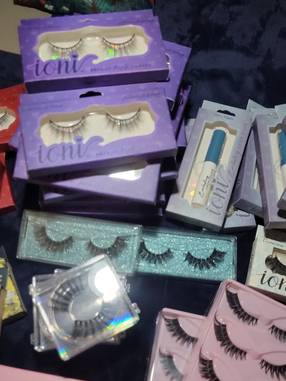 New Lashes More Then 60 Pairs And 10 Glues - Picture 6 of 7